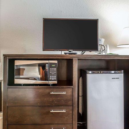 Rodeway Inn & Suites Near Okoboji Lake Milford Luaran gambar