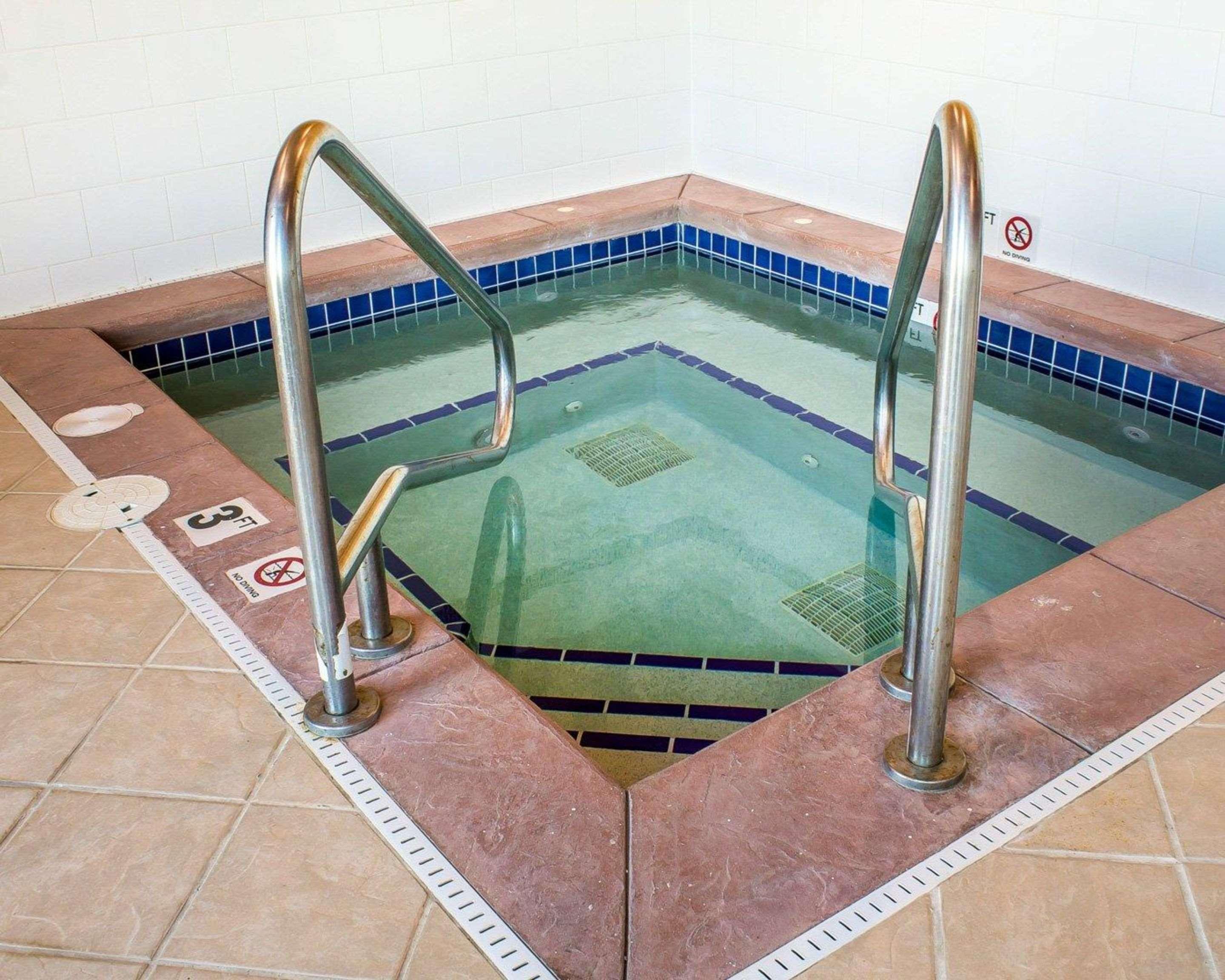 Rodeway Inn & Suites Near Okoboji Lake Milford Luaran gambar