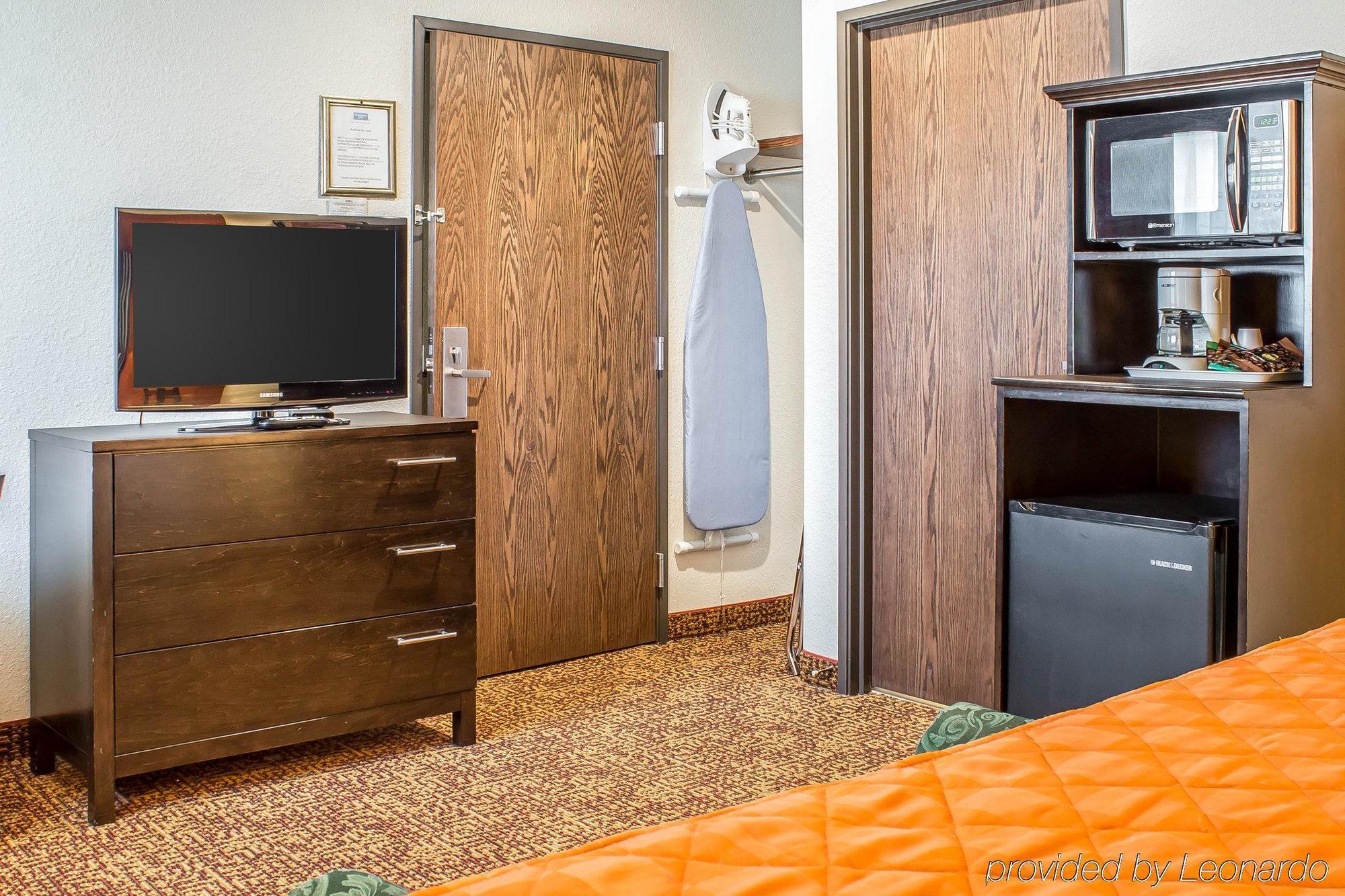 Rodeway Inn & Suites Near Okoboji Lake Milford Luaran gambar