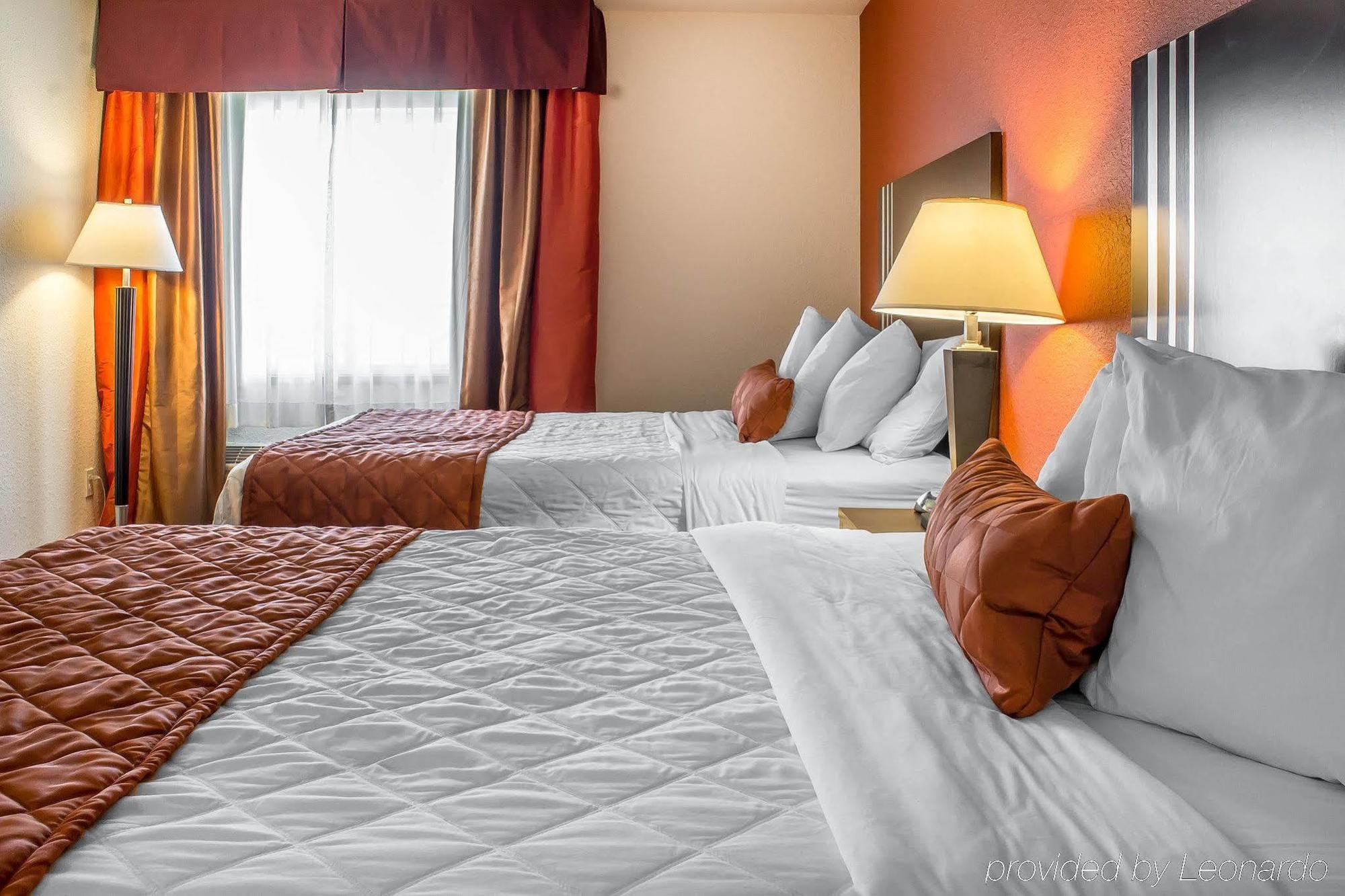 Rodeway Inn & Suites Near Okoboji Lake Milford Luaran gambar